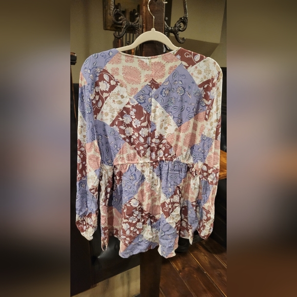Maurices Patchwork Peplum XL - Picture 3 of 5